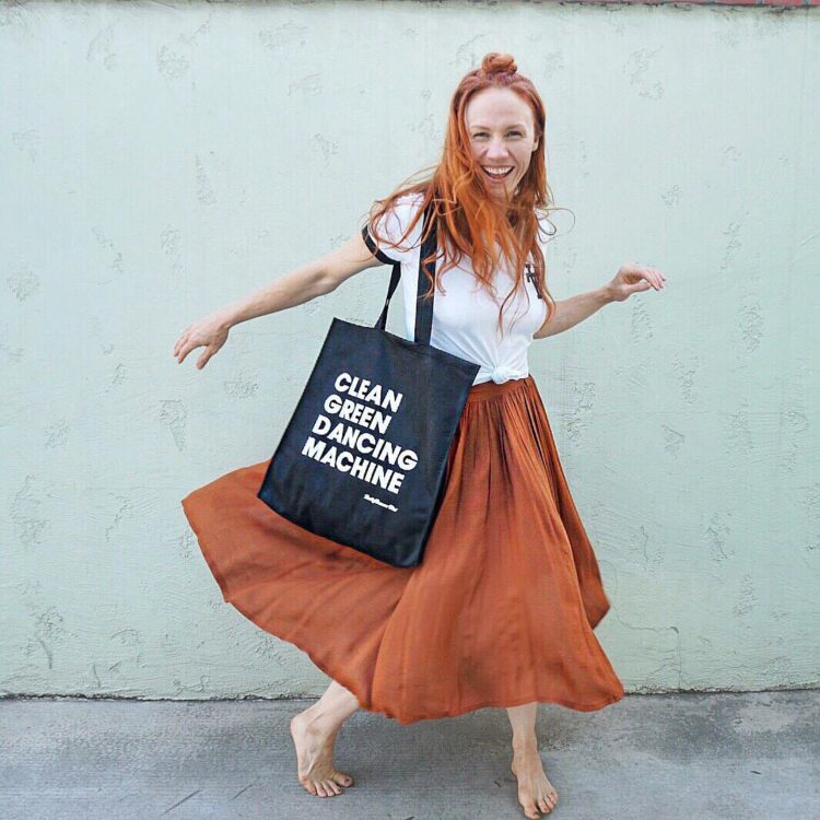 liana blackburn feet 1