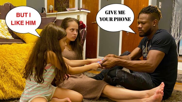 liana loyal family feet 1