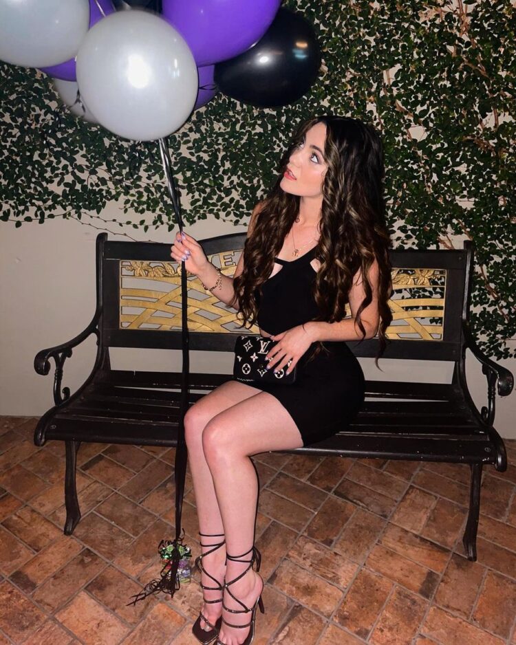 liana ramirez feet 2