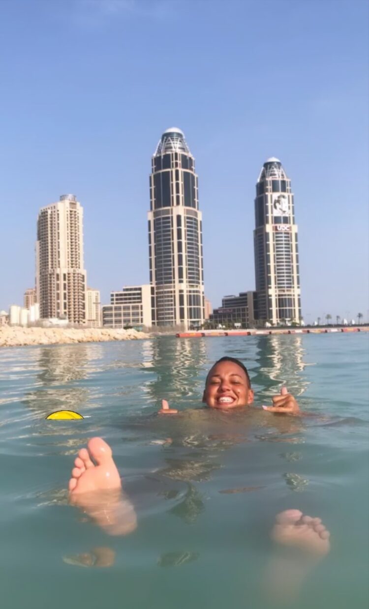 lianne sanderson feet 4