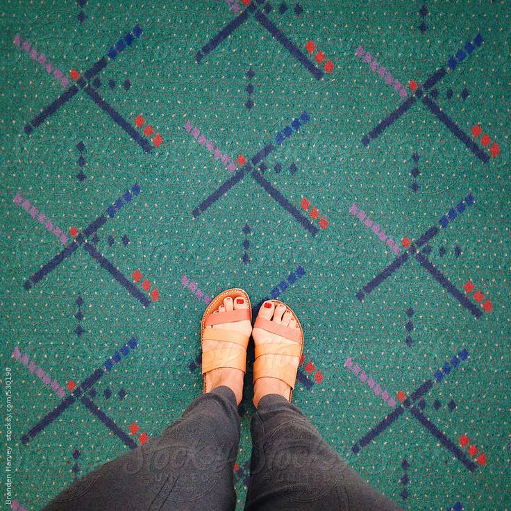 libby vanderploeg feet 6