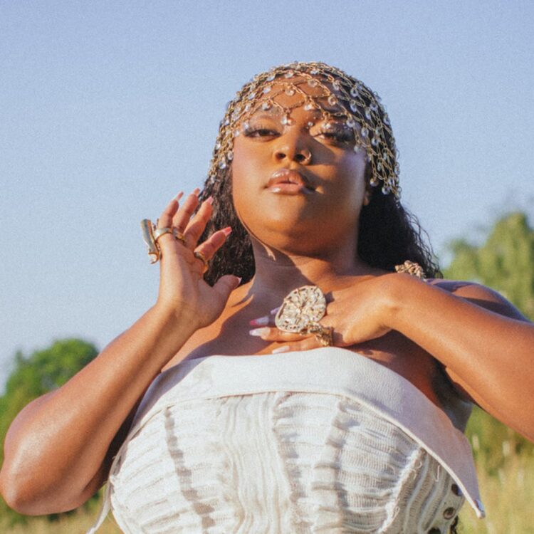 libianca fonji feet 3