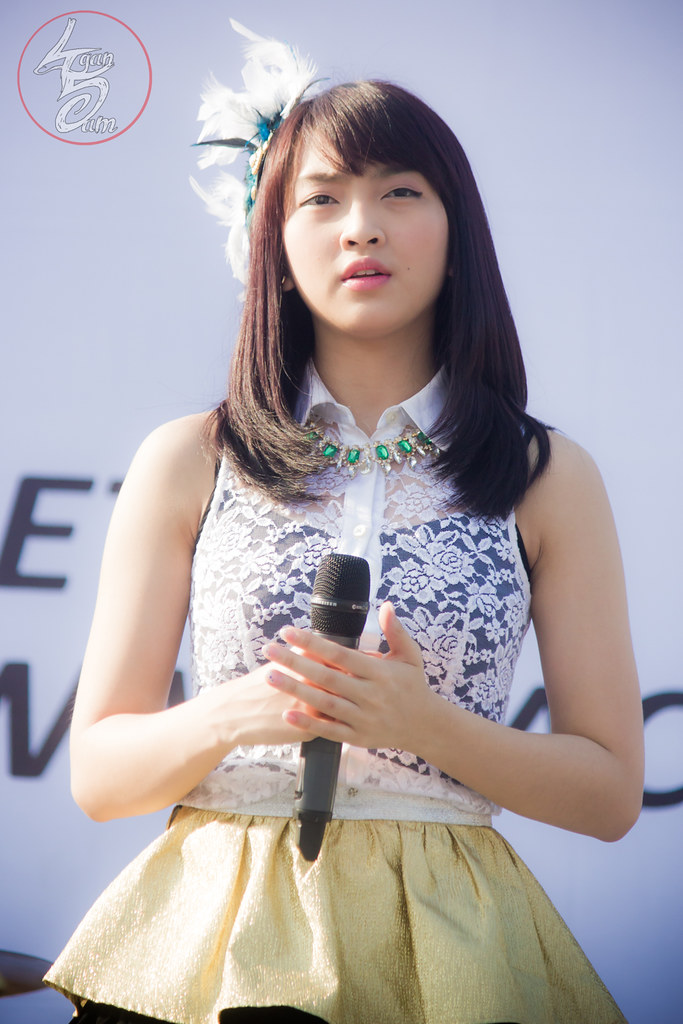 lidya maulida djuhandar feet 2