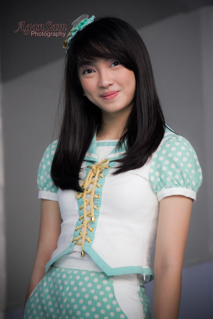 lidya maulida djuhandar feet 3