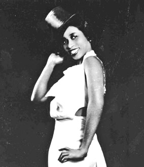 lil hardin armstrong feet 5