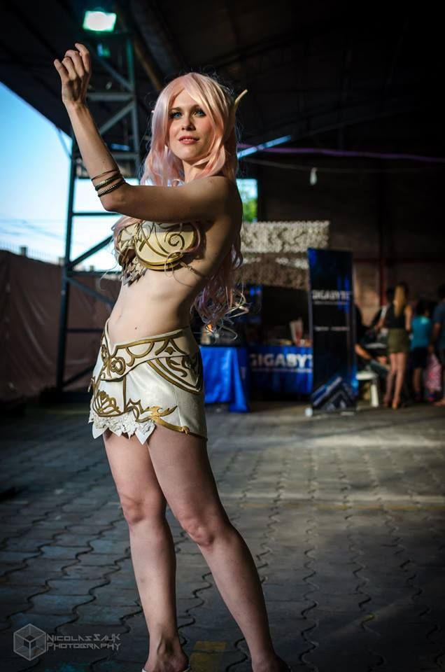 lilia lemoine feet 1