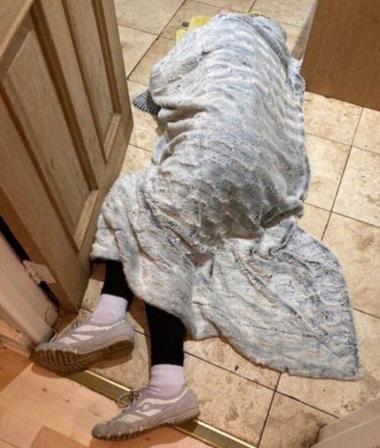 lillian briggs feet 3