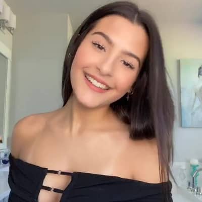 lillian delaney feet 3