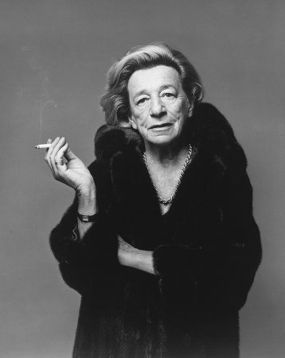 lillian hellman feet 6