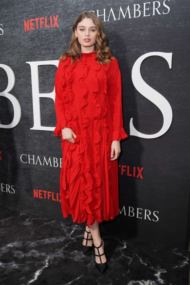 lilliya scarlett reid feet 3