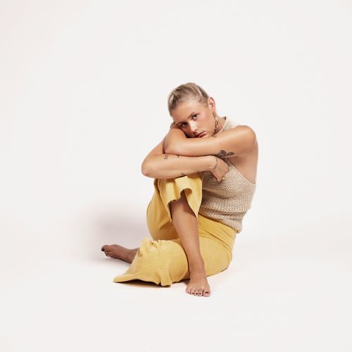 lilly ahlberg feet 4