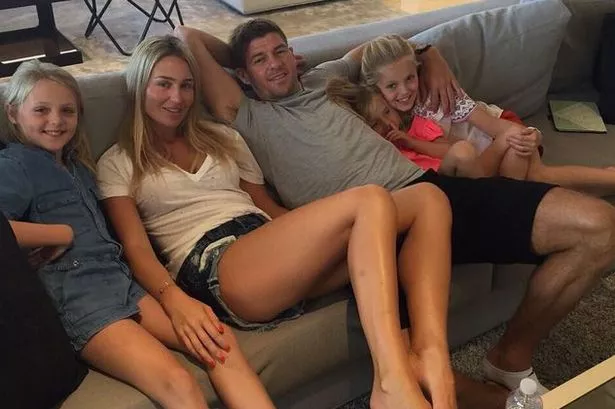 lilly ella gerrard feet 3