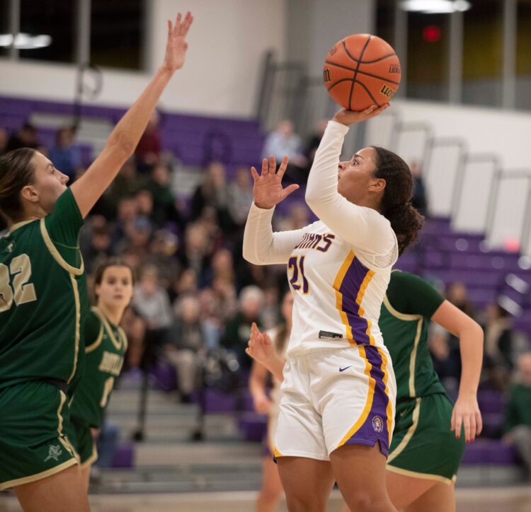 lilly esparza feet 6 scaled