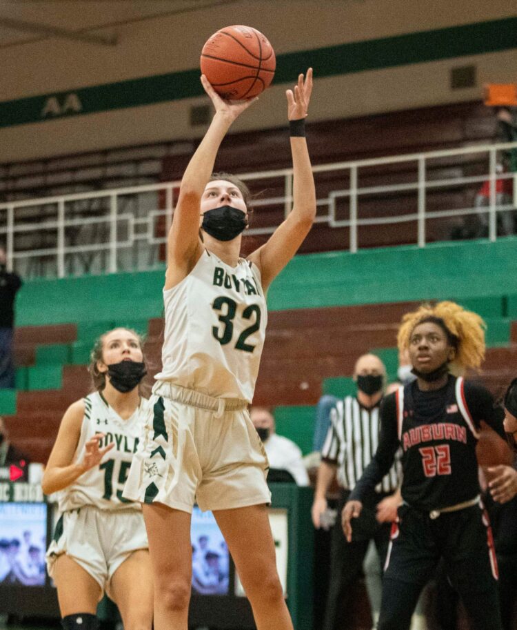lilly esparza feet scaled