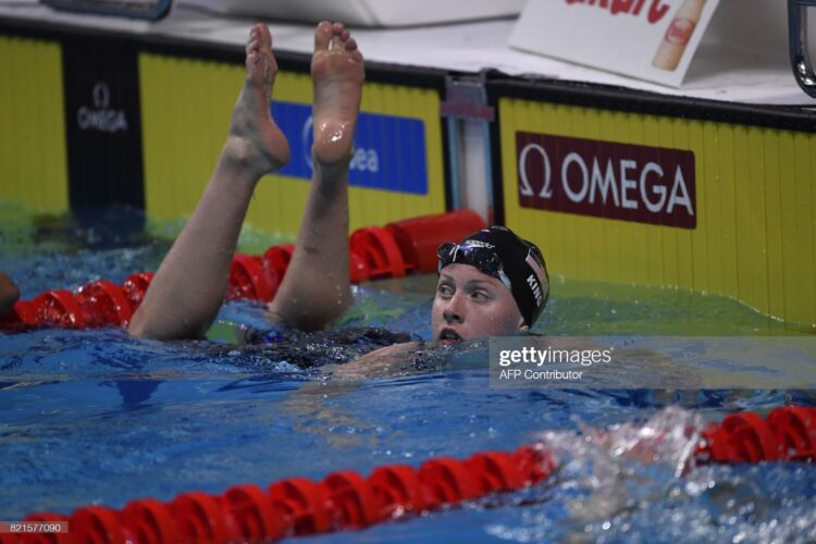 lilly king feet 4