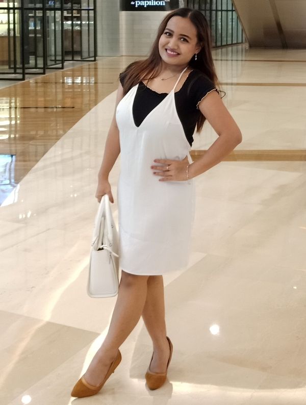 lina mukherjee feet 6