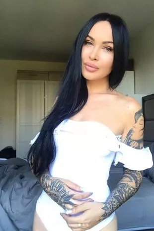 lina valentina feet 4