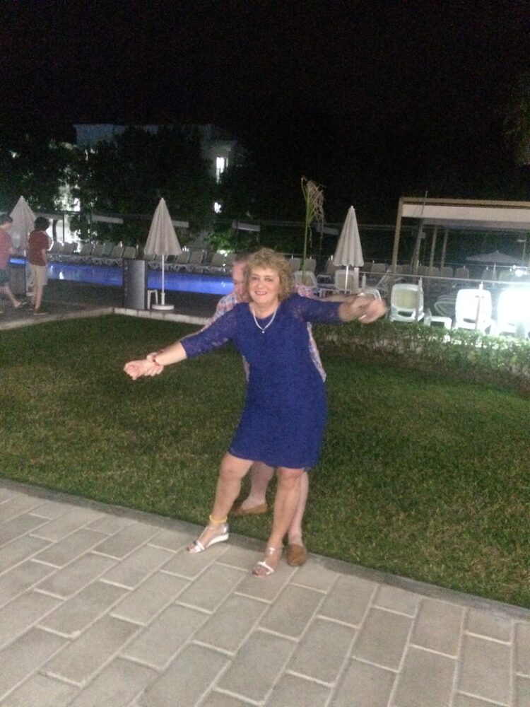 linda blacker feet 5