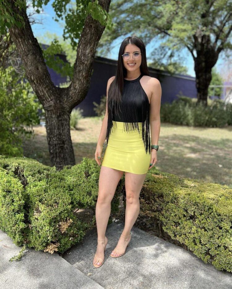 linda cavazos feet 5