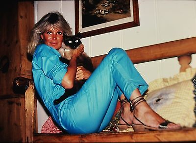 linda evans feet 5