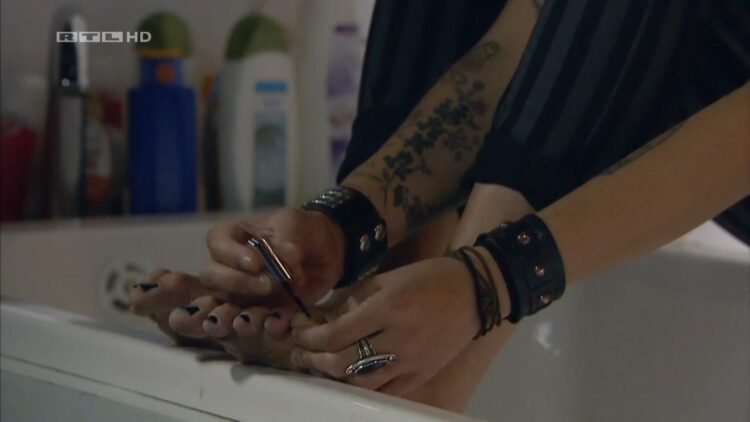 linda marlen runge feet 2