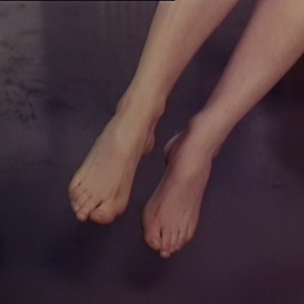 linda thorson feet 4