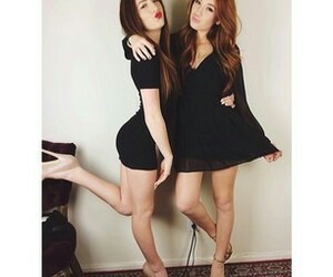 lindsay demeola feet 4