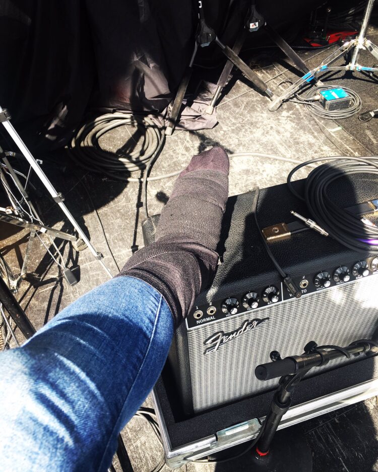 lindsay ell feet 3
