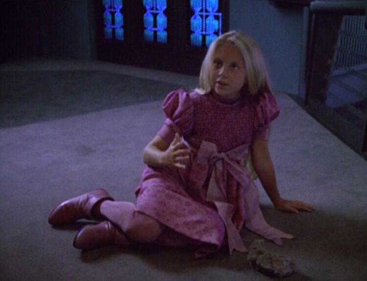 lindsay ridgeway feet 5