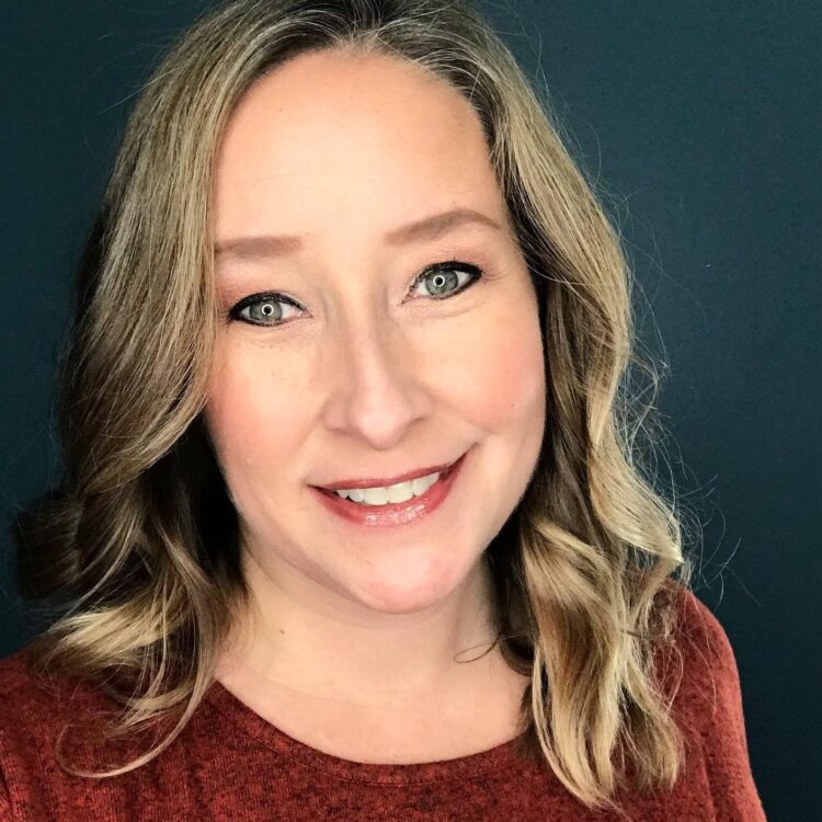 lindsay roggenbuck feet 3