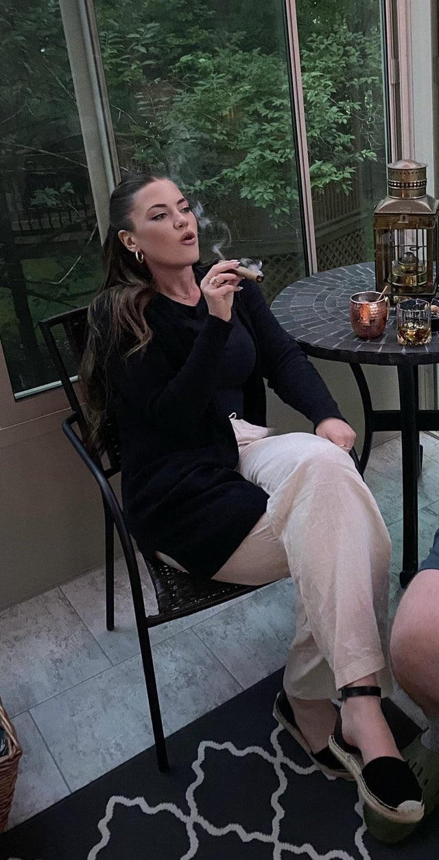 lindsay stone feet 5