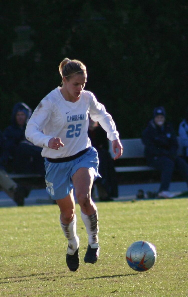 lindsay tarpley feet 3