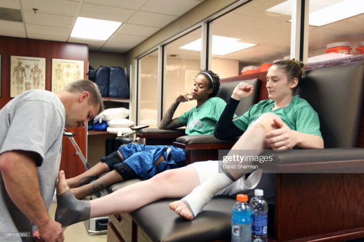 lindsay whalen feet 1