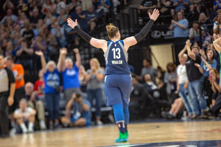 lindsay whalen feet 6