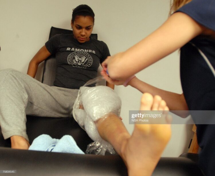 lindsey harding feet 6