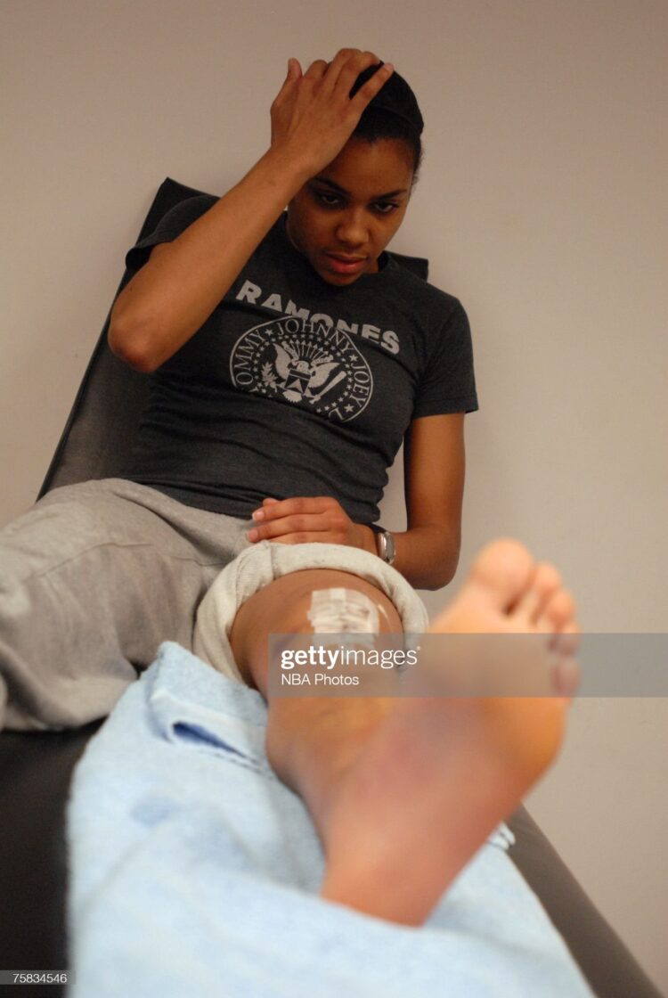 lindsey harding feet