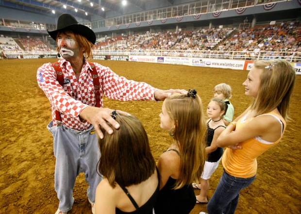 lindsey lagestee feet 5