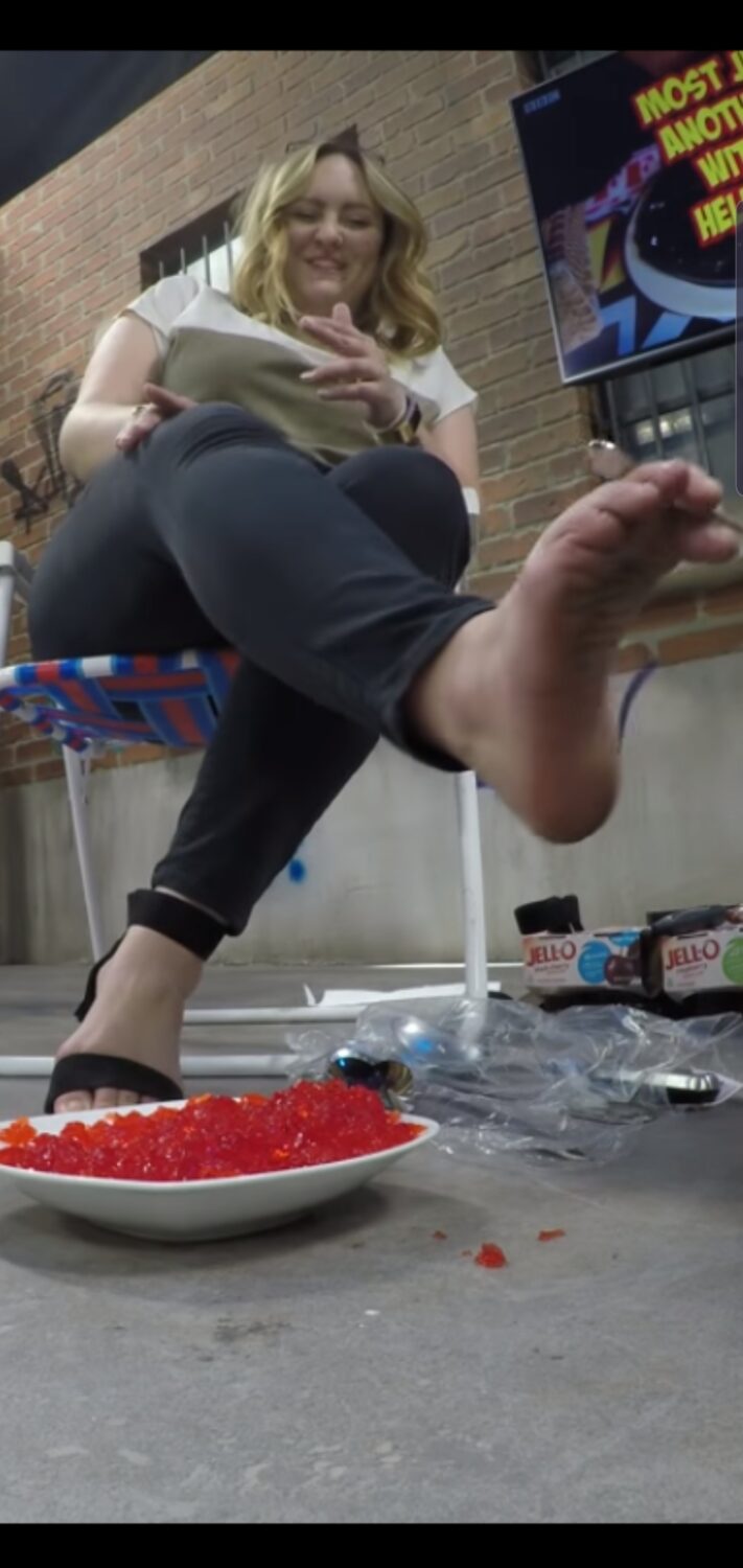 lindsey washburn feet 2