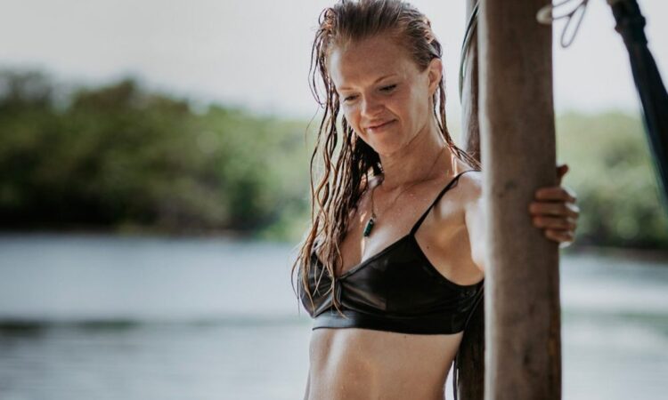 lindsley register feet 5