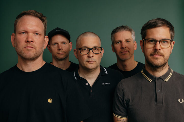 lindy marielle kats feet 5