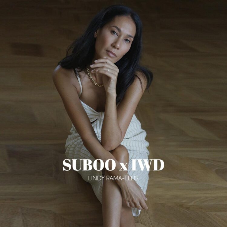 lindy rama ellis feet 5