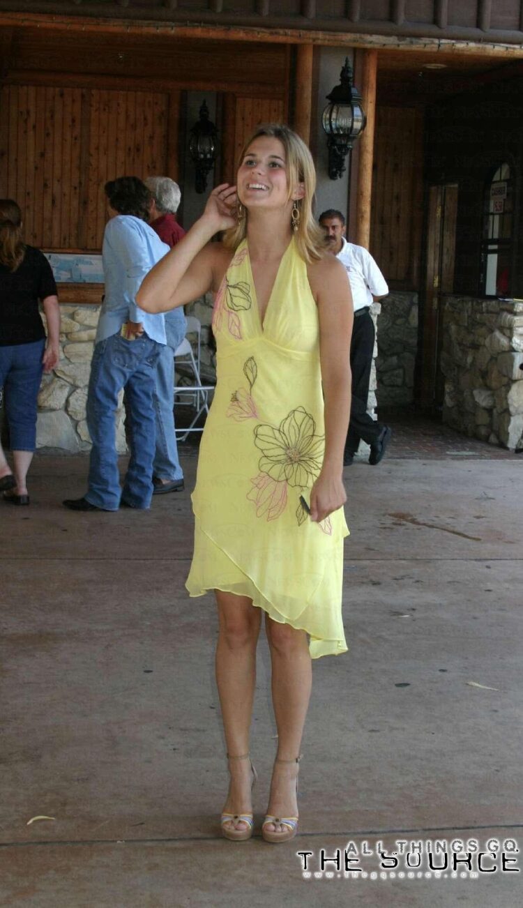 lindze letherman feet