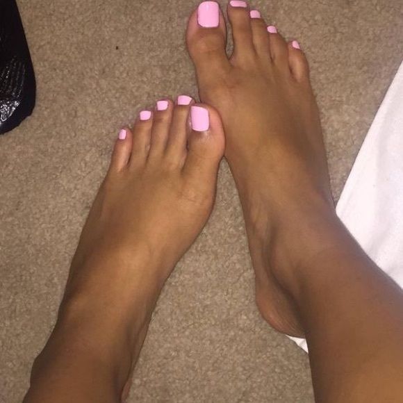 lingtings feet 1