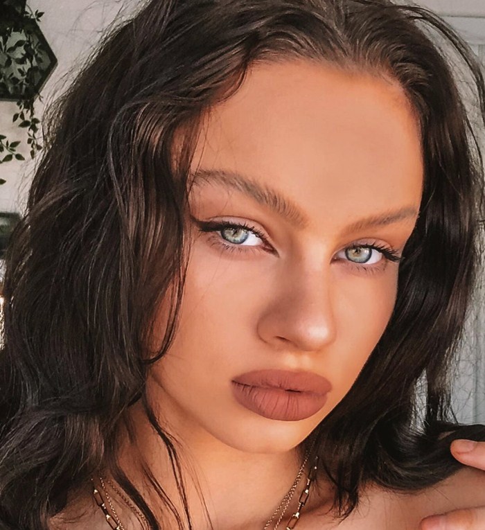 liora lapointe feet 5