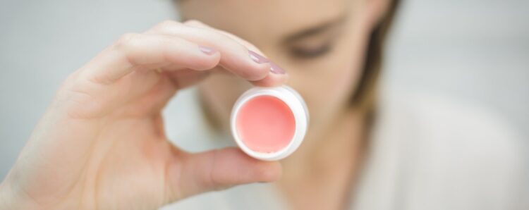 lip balm addict feet