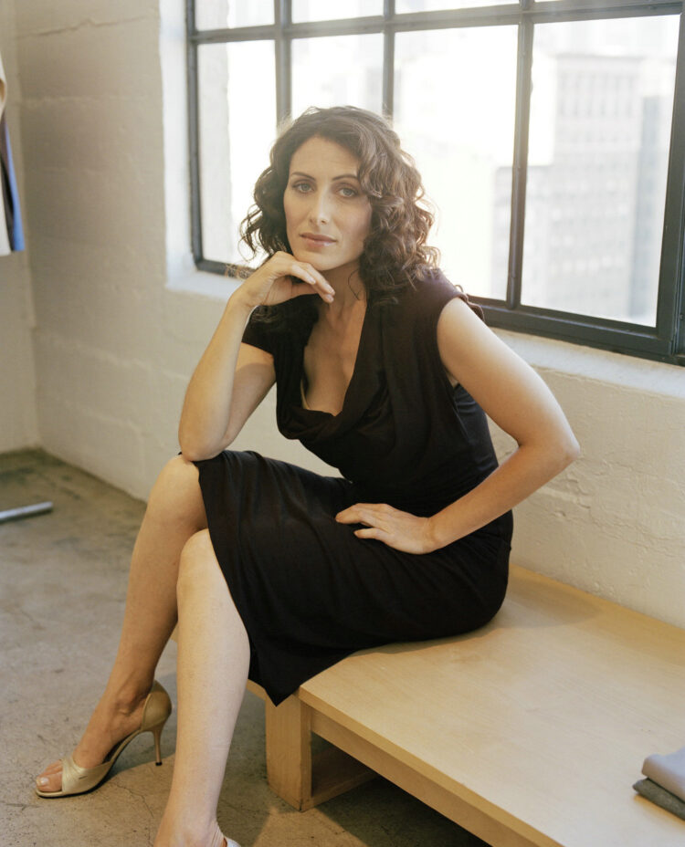 lisa edelstein feet 6