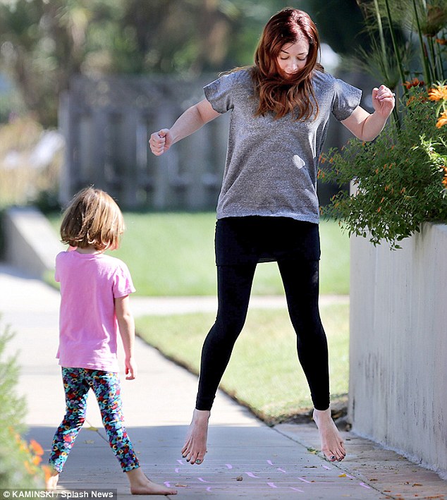 lisa hannigan feet 6