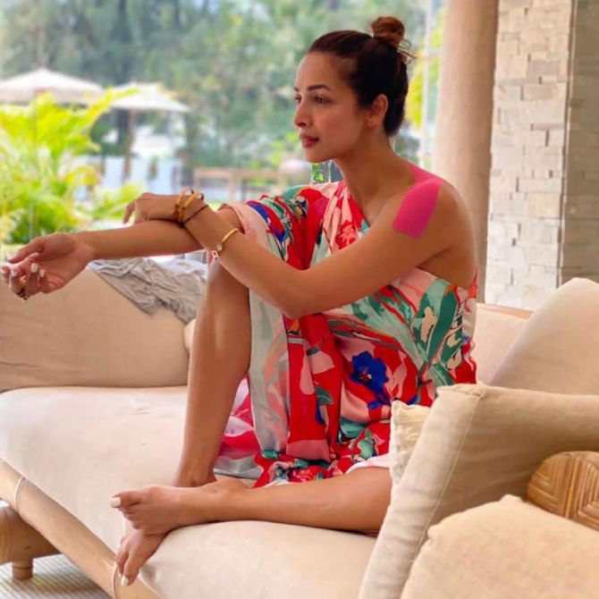 lisa haydon feet 2