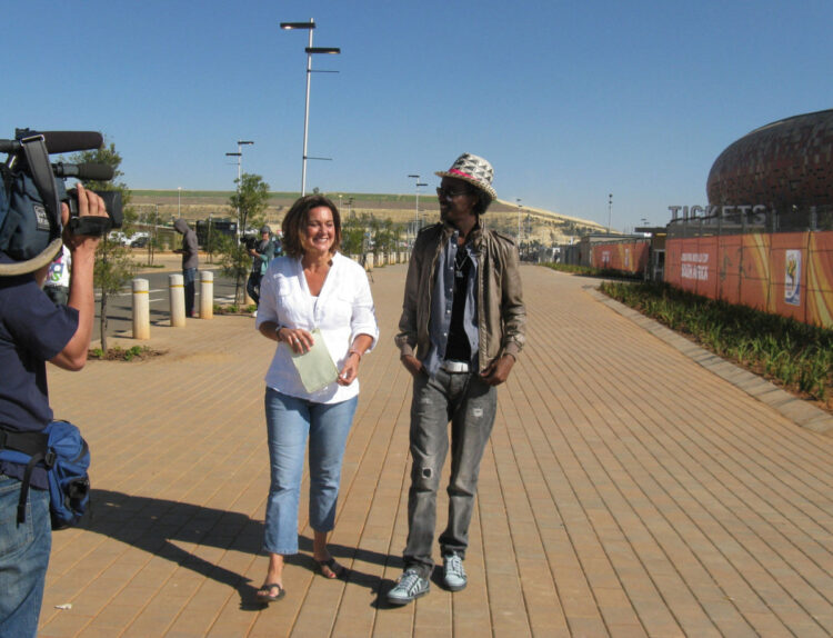 lisa laflamme feet 3