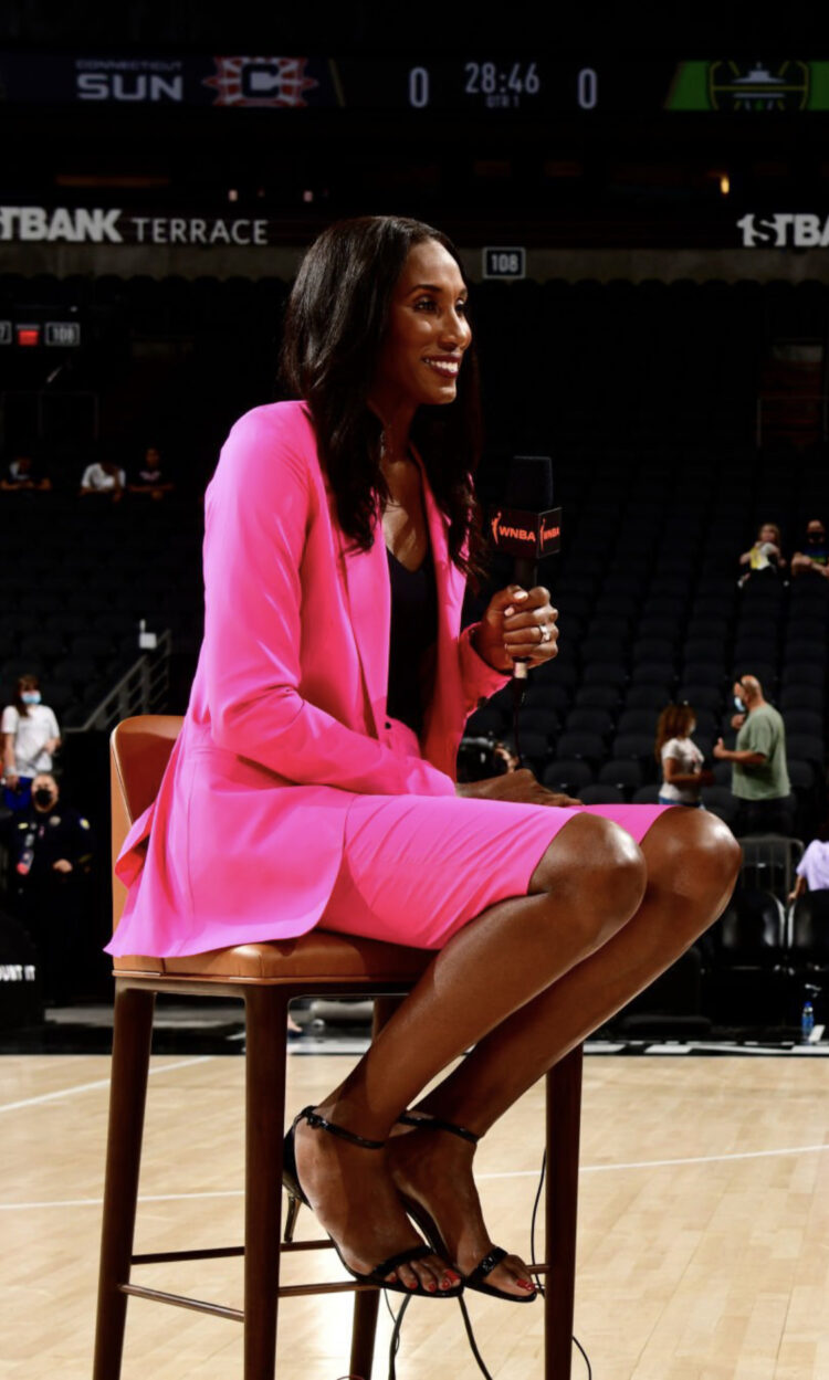 lisa leslie feet 4